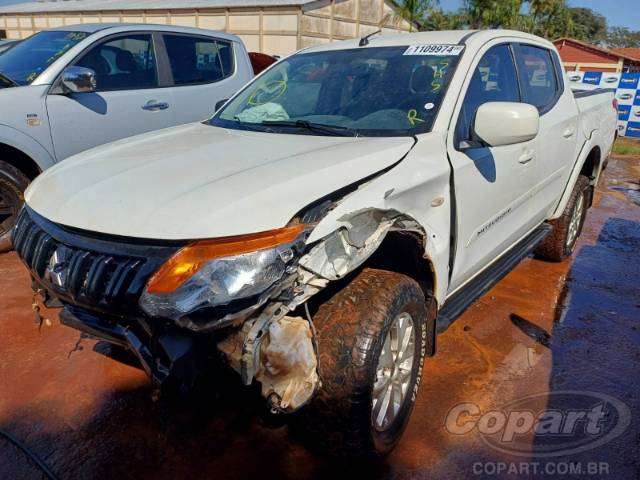 2021 MITSUBISHI L200 TRITON 