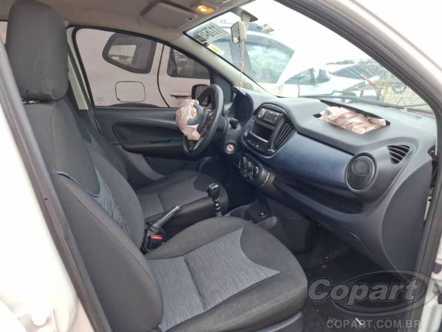 2017 FIAT UNO 