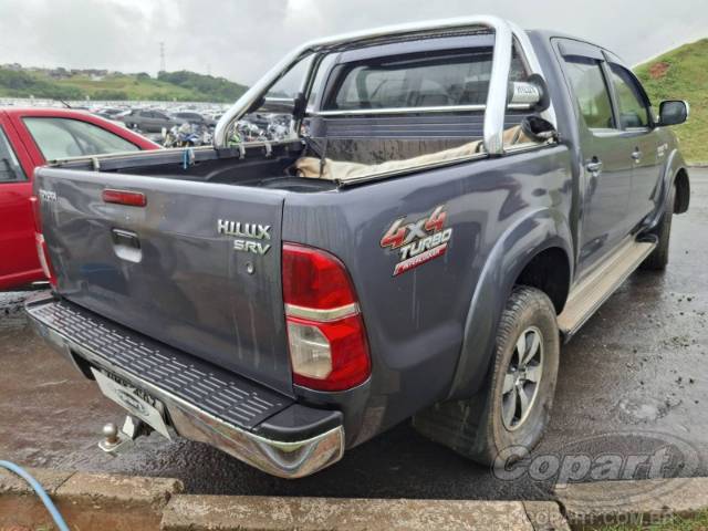 2010 TOYOTA HILUX CD 