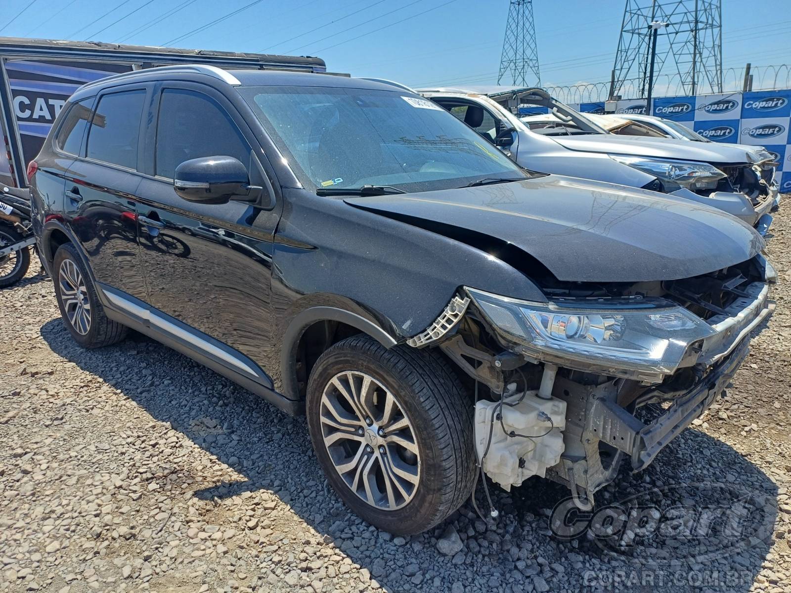 Veículo Mitsubishi Outlander Mitsubishi Outlander 2.0 16V MIVEC 2017 2017 em leilão