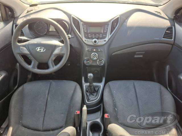 2014 HYUNDAI HB20S 