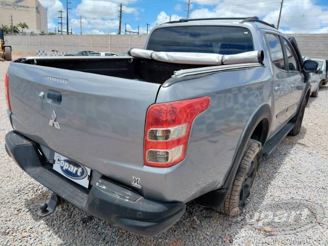 2021 MITSUBISHI L200 TRITON 