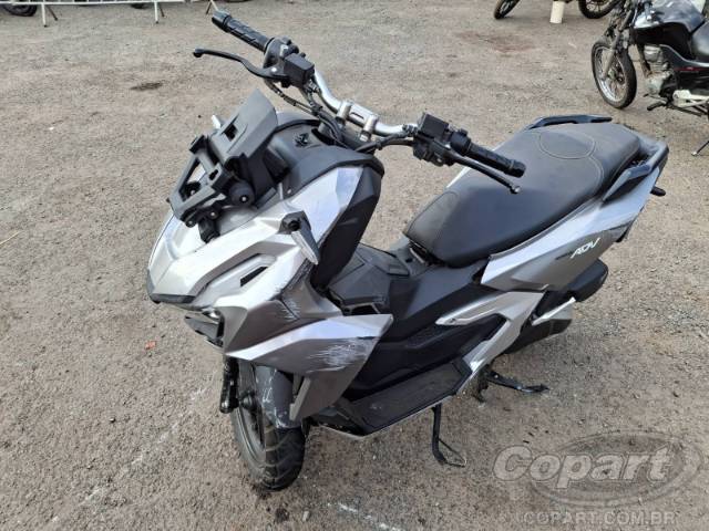 2025 HONDA ADV 