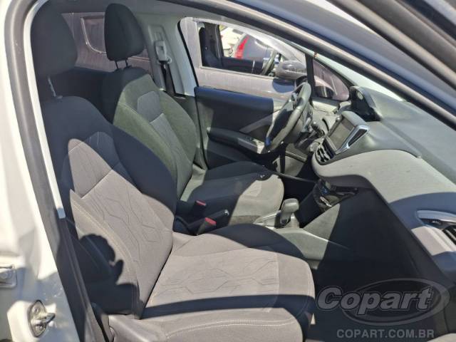 2017 PEUGEOT 208 
