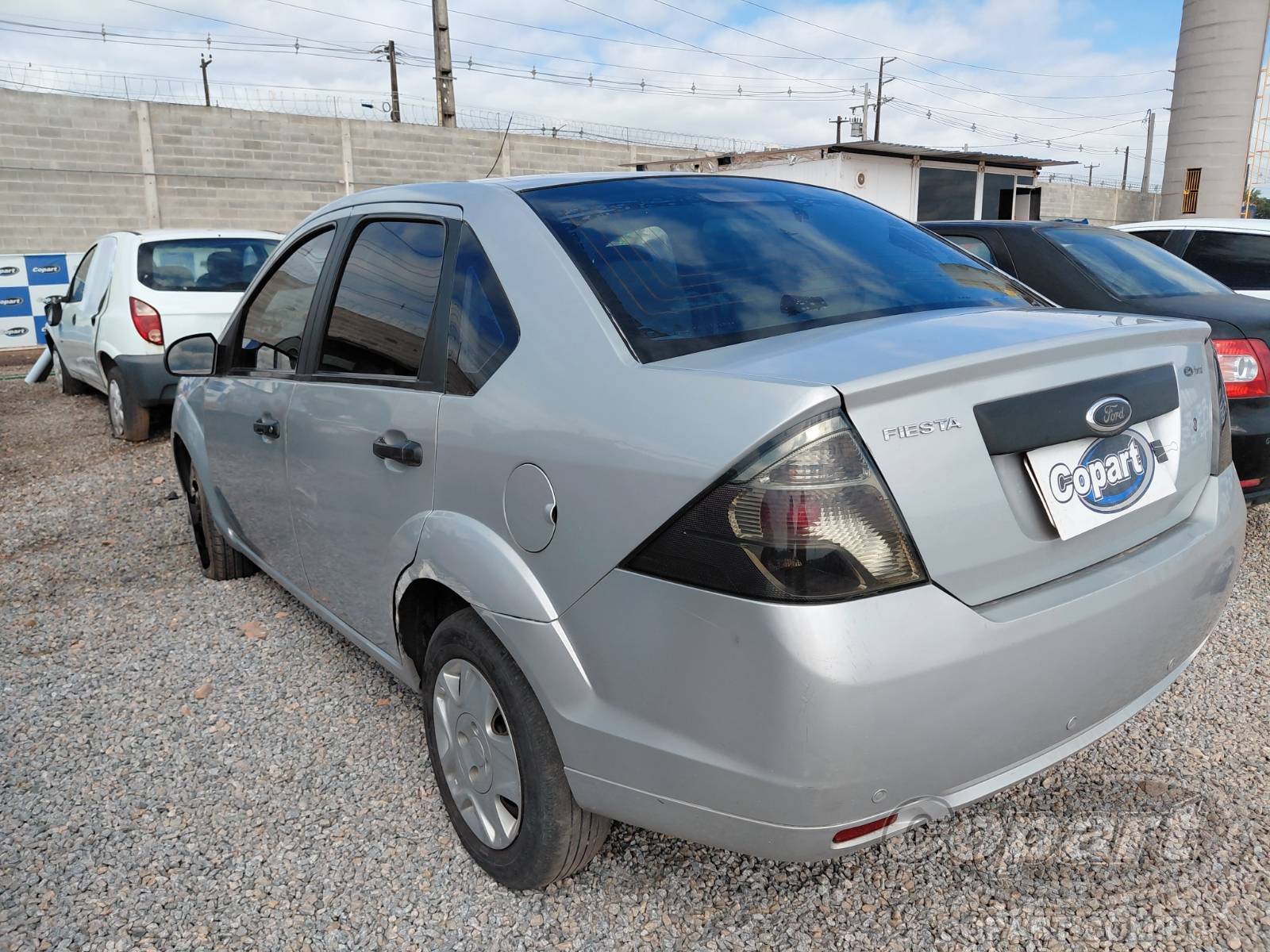 2011 FORD FIESTA SEDAN — foto 3 de 11