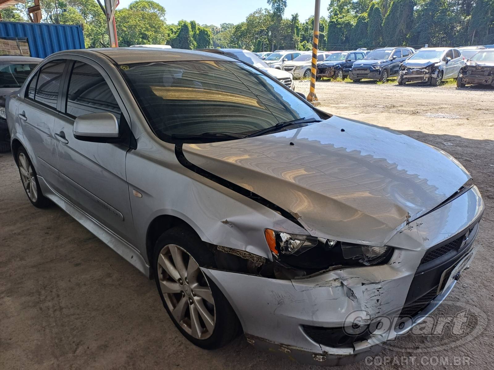 Veículo Mitsubishi Lancer Mitsubishi Lancer 2.0 2013 Médio Dano Frontal 2013 em leilão
