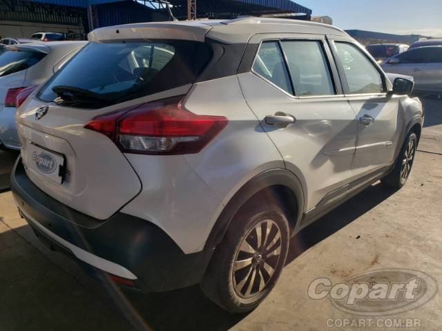 2020 NISSAN KICKS 