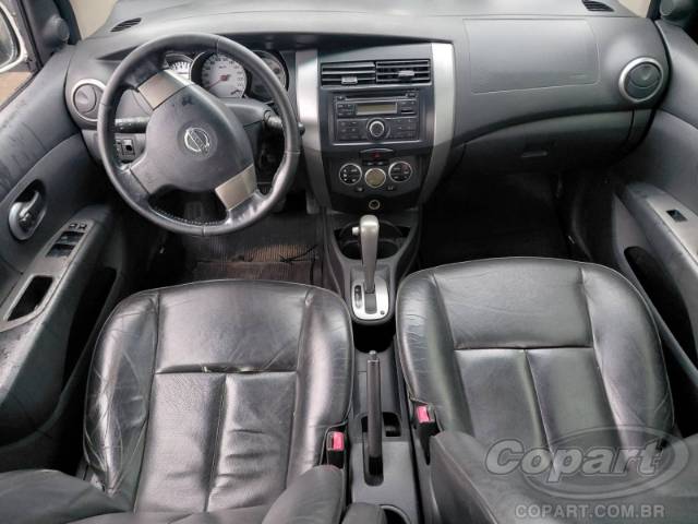 2014 NISSAN LIVINA 