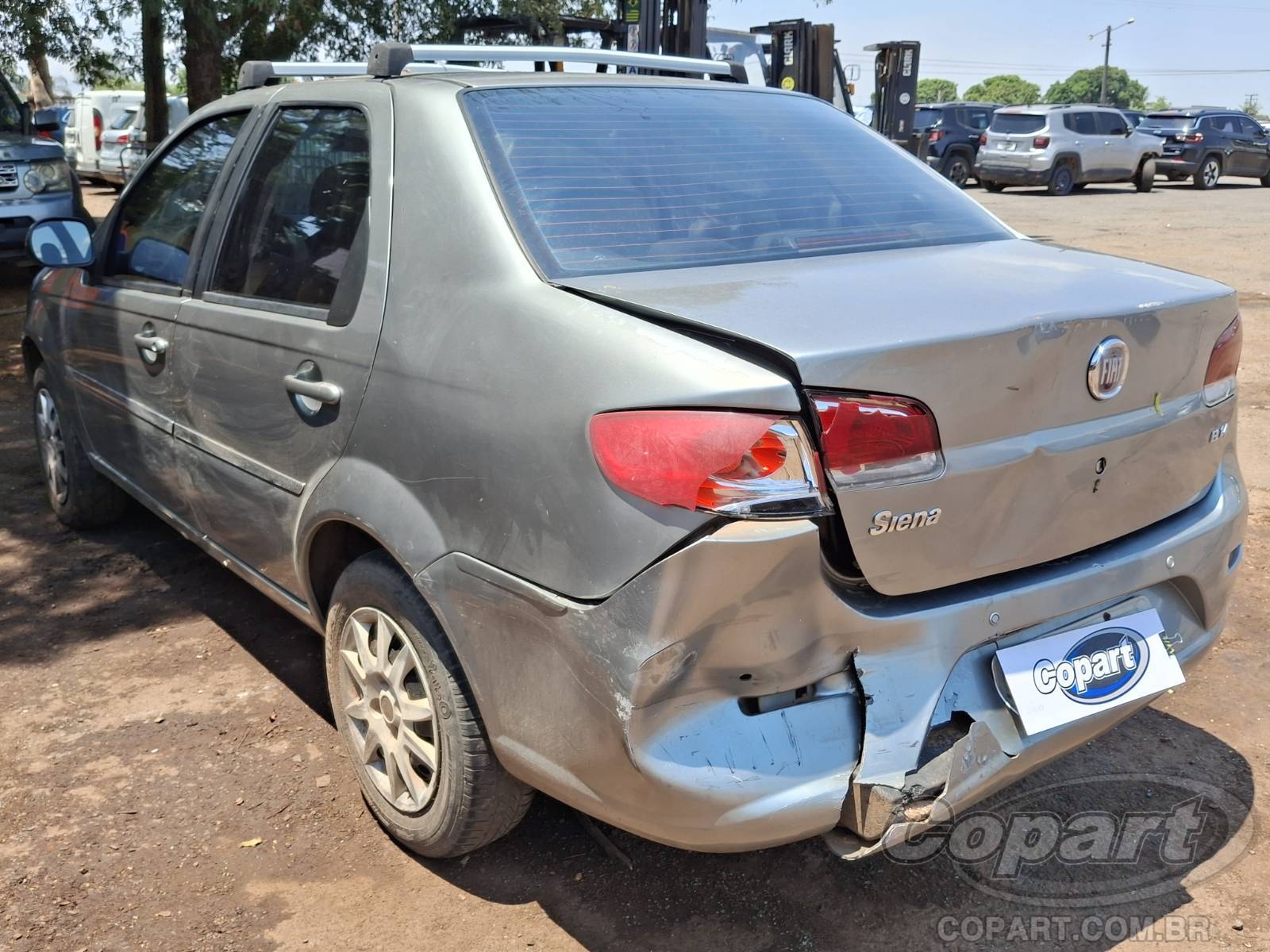 Foto 3: 2012 FIAT SIENA