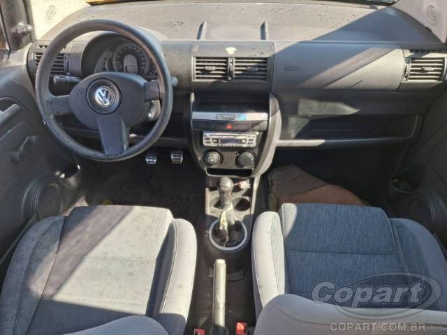 2005 VOLKSWAGEN FOX 
