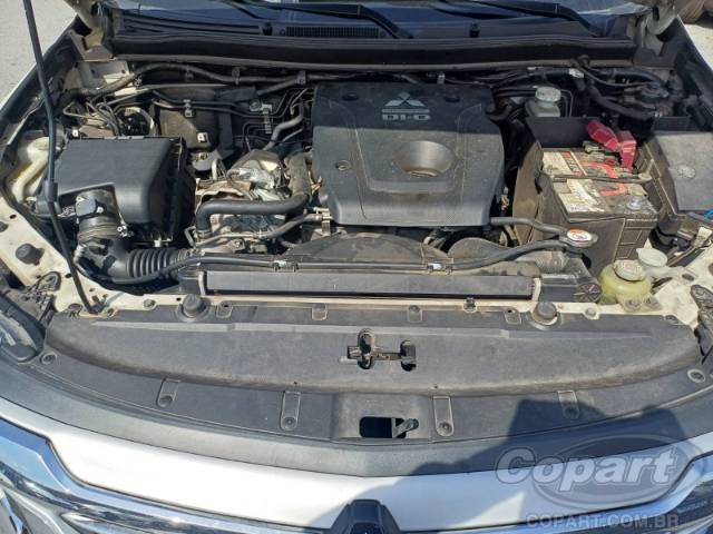 2020 MITSUBISHI PAJERO SPORT 