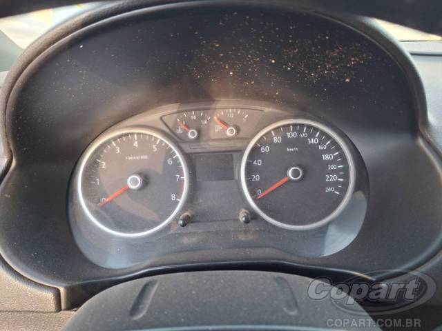 2012 VOLKSWAGEN VOYAGE 