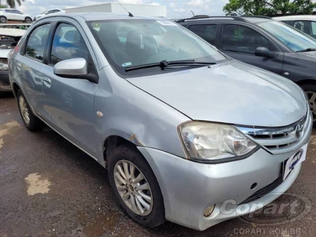 2014 TOYOTA ETIOS SEDA 