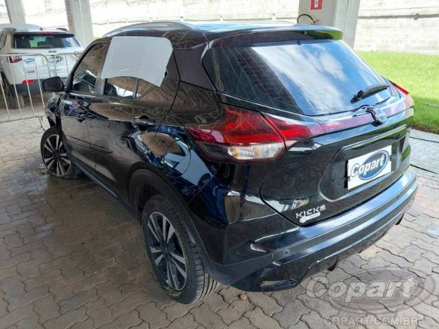 2024 NISSAN KICKS 