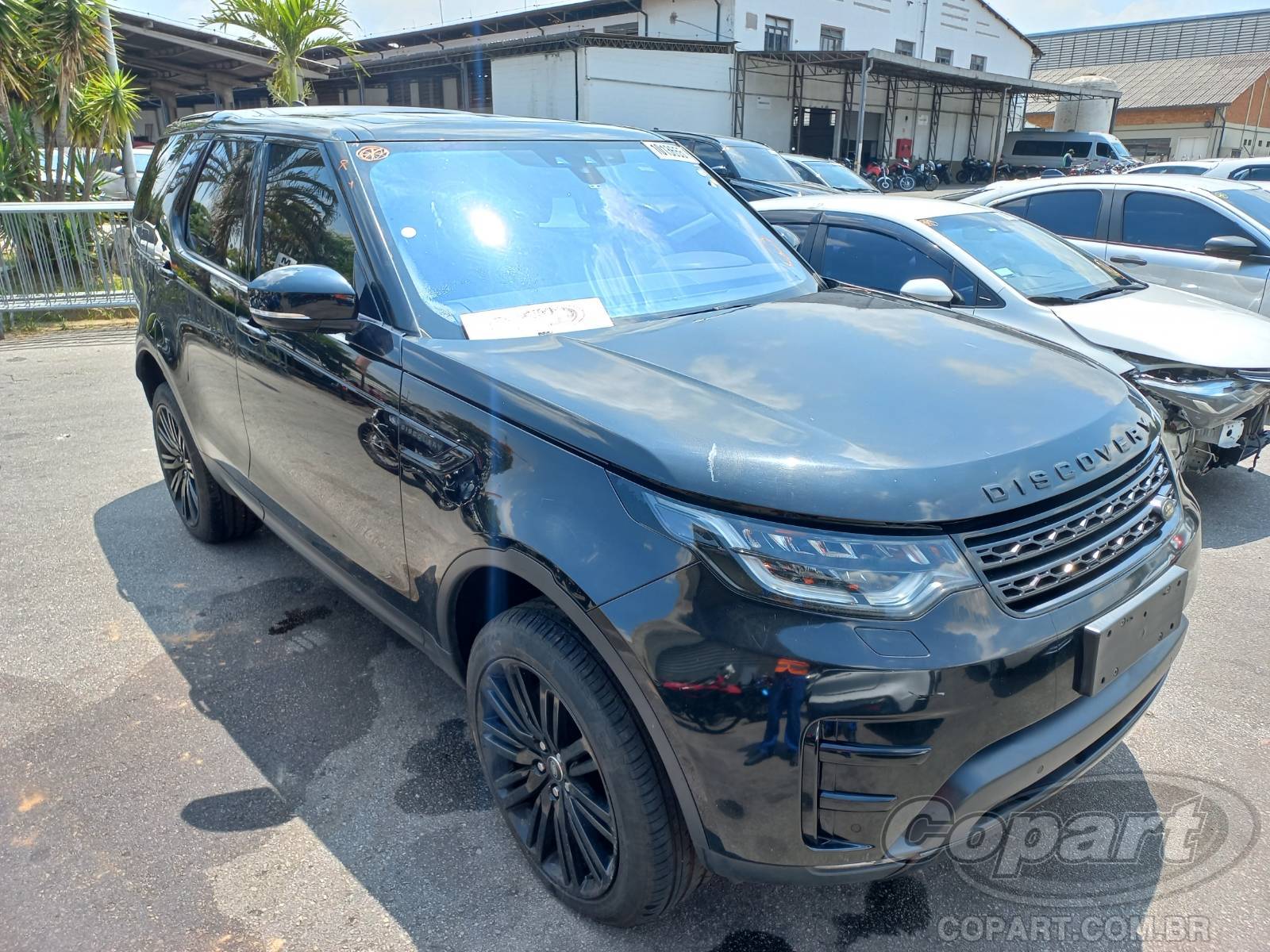 Veículo Land Rover Land Rover Land Rover Discovery 2017 3.0 V6 TD6 Turbo 2017 em leilão