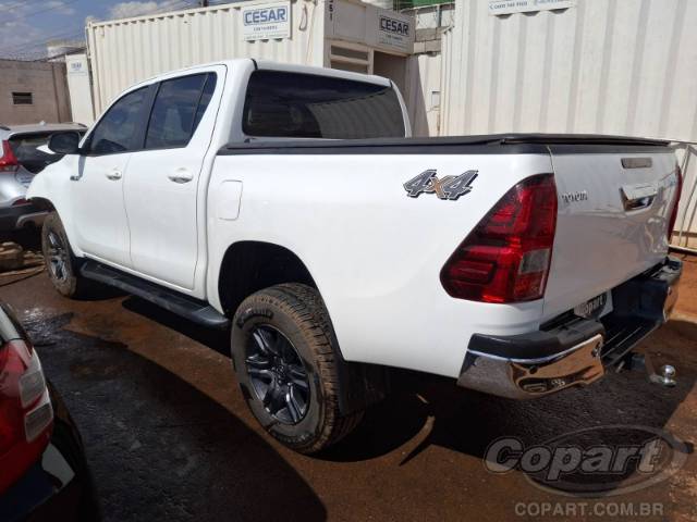 2025 TOYOTA HILUX CD 