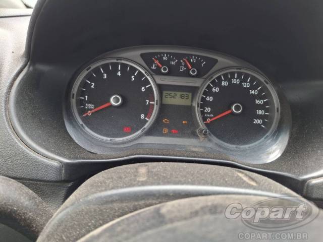 2009 VOLKSWAGEN VOYAGE 
