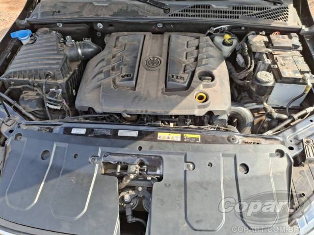 2025 VOLKSWAGEN AMAROK 