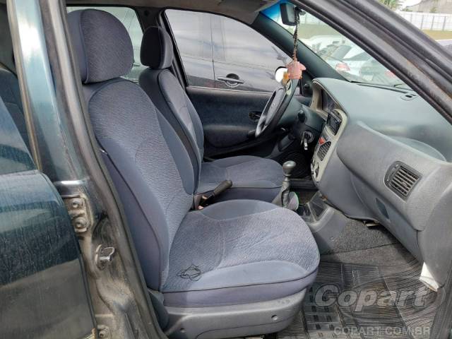 2002 FIAT SIENA 