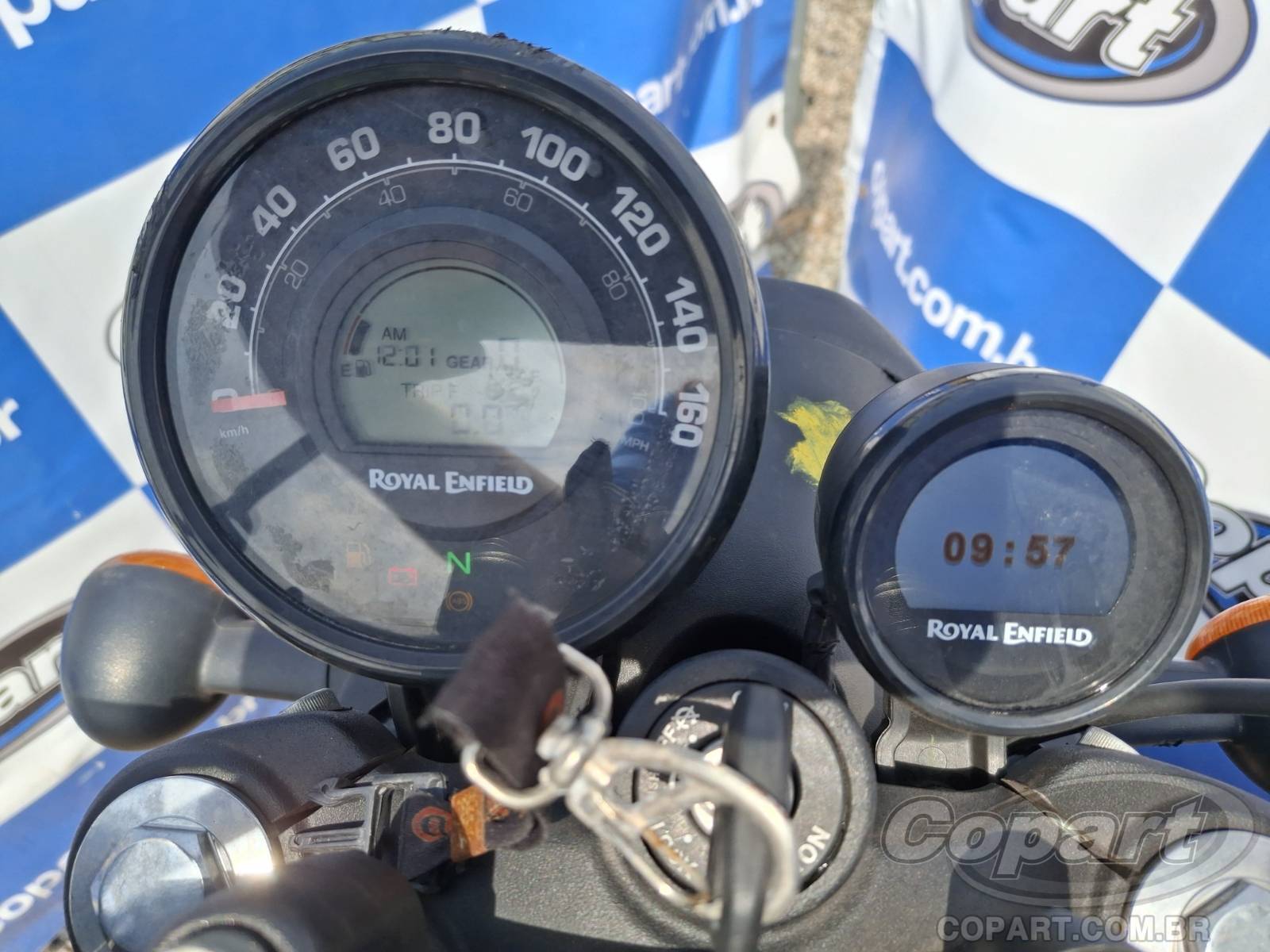 Foto 9 de 10: 2024 ROYAL ENFIELD HUNTER