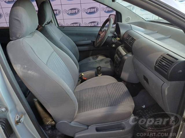 2009 VOLKSWAGEN SPACEFOX 