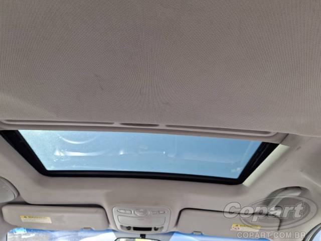 2011 KIA GRAND CARNIVAL 