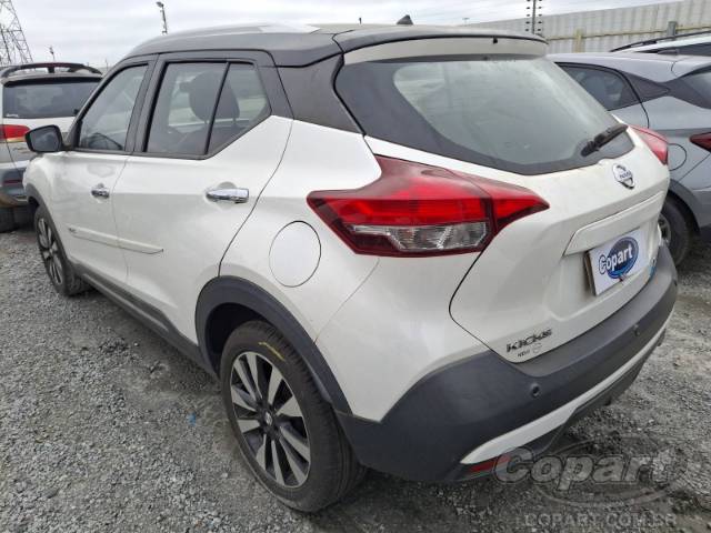 2018 NISSAN KICKS 