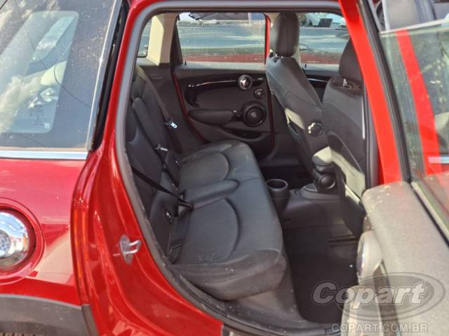 2019 MINI COOPER 