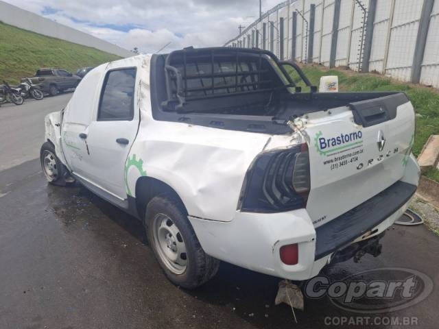 2019 RENAULT DUSTER OROCH 