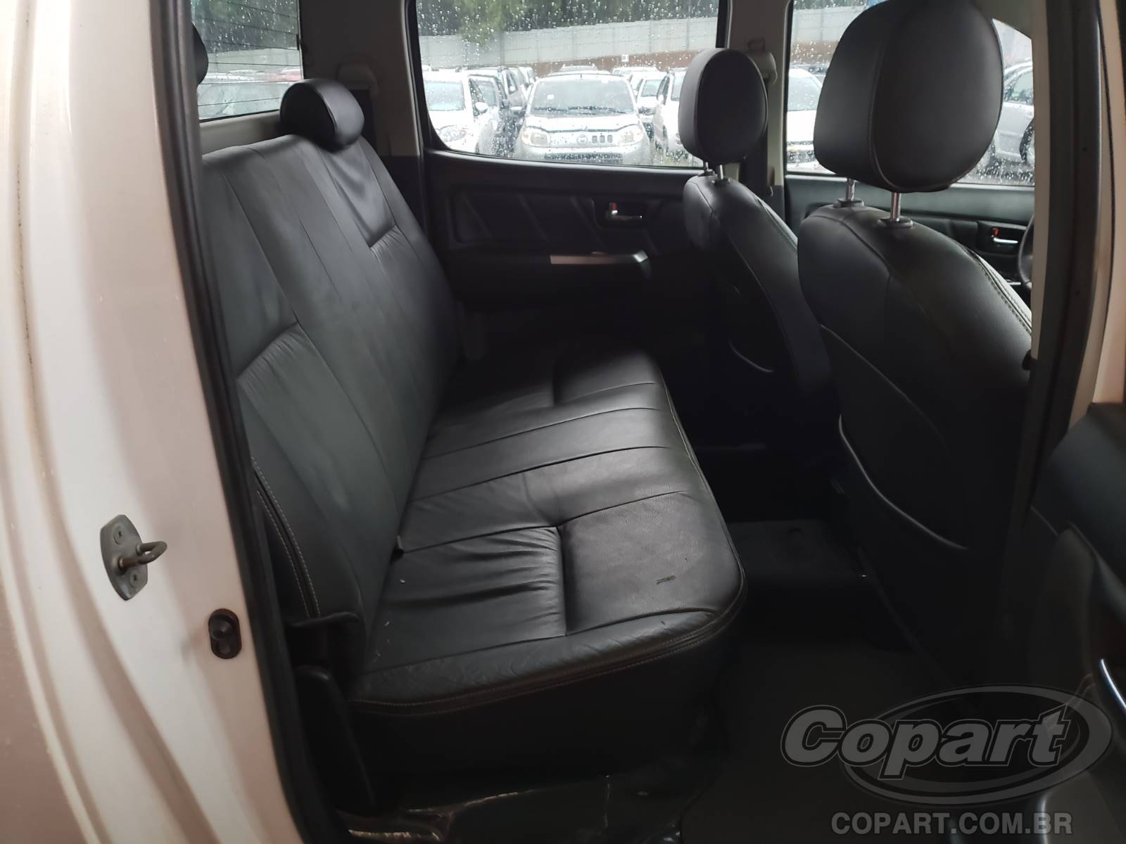 Foto 6 de 10: 2015 TOYOTA HILUX CD