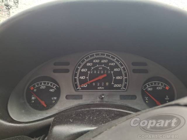 2002 CHEVROLET CORSA 