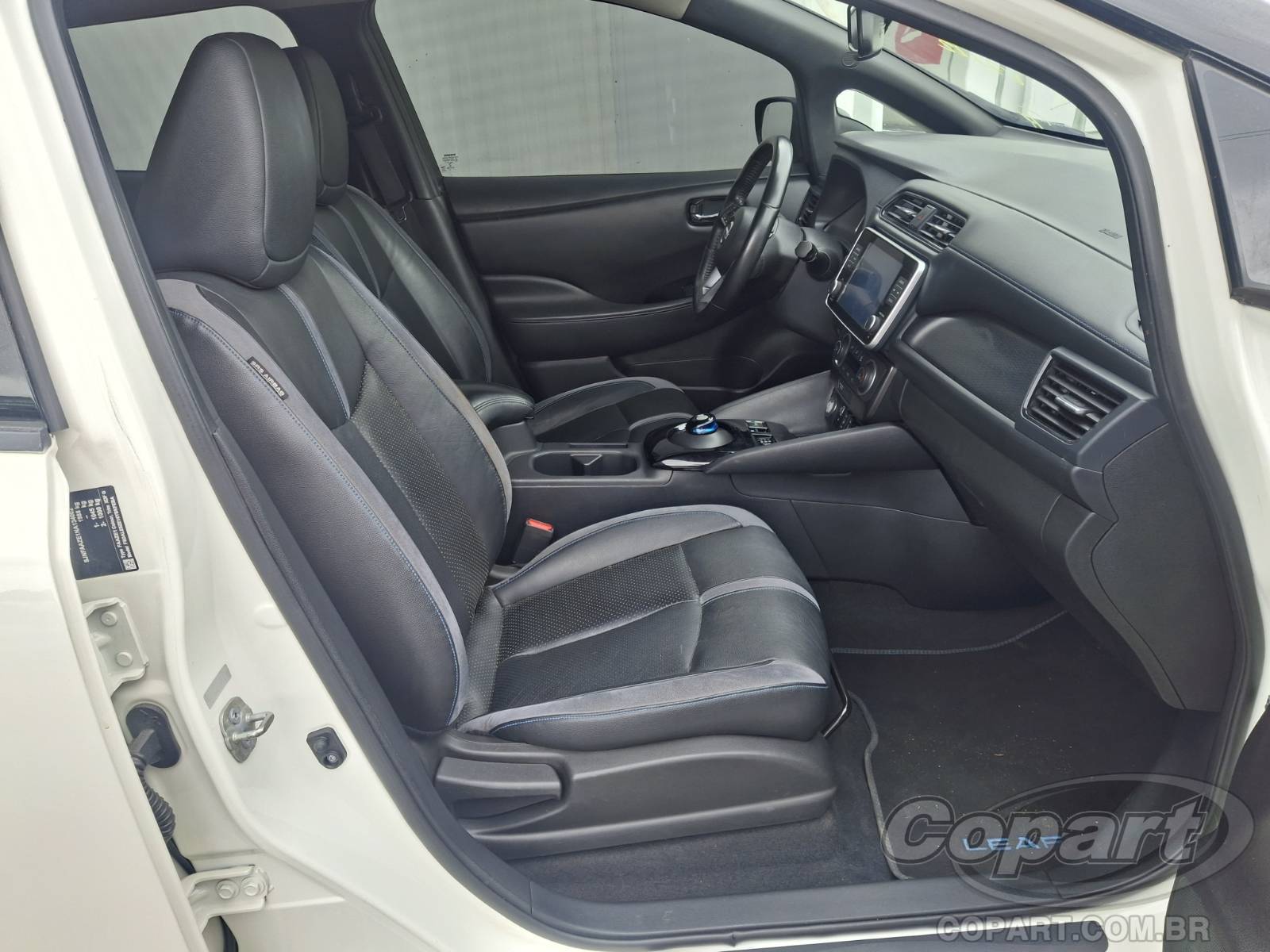 2022 NISSAN LEAF — leilão em Itaquaquecetuba/SP (foto 5)