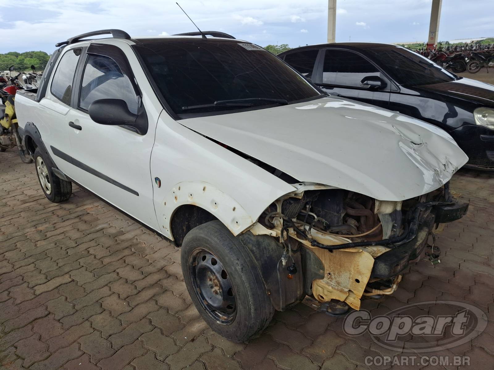 FIAT STRADA 2013 Picape Pequeno