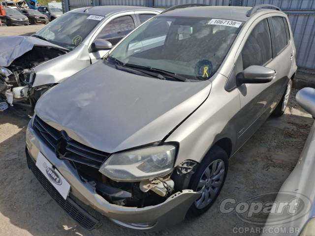 2013 VOLKSWAGEN FOX 