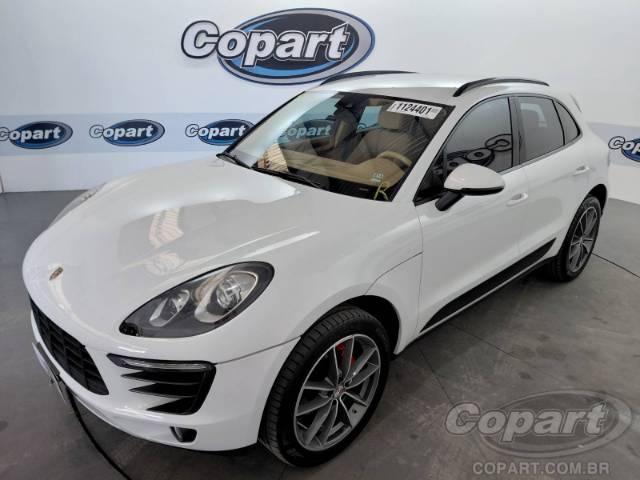 2017 PORSCHE MACAN 