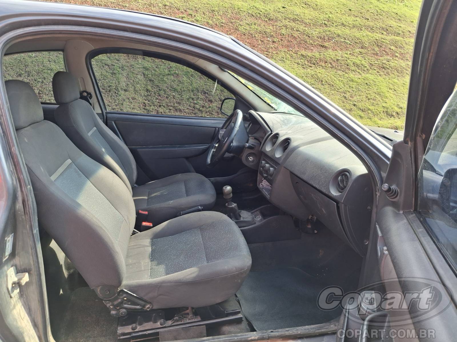 2013 CHEVROLET CELTA — foto 5 de 14