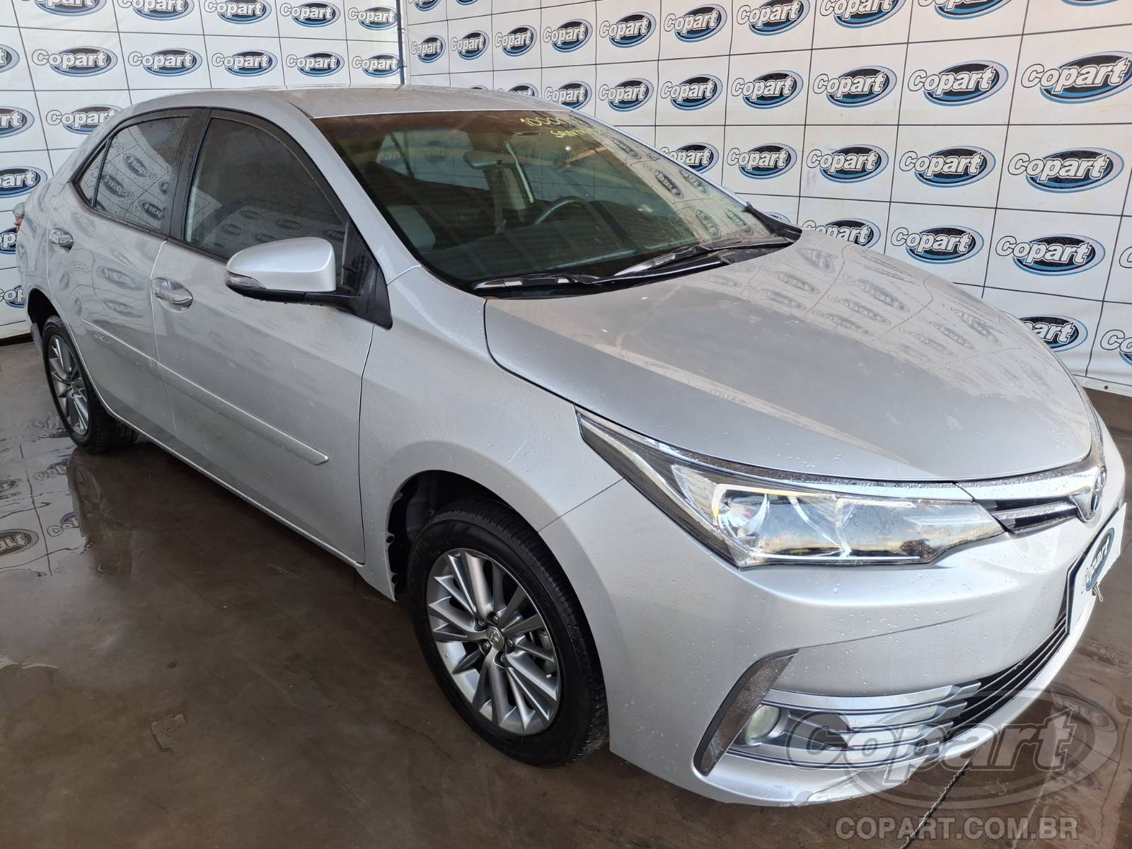 Veículo Toyota Corolla 2017 TOYOTA COROLLA GLi Upper CVT 1.8 16V Dual VVT-i 2018 em leilão