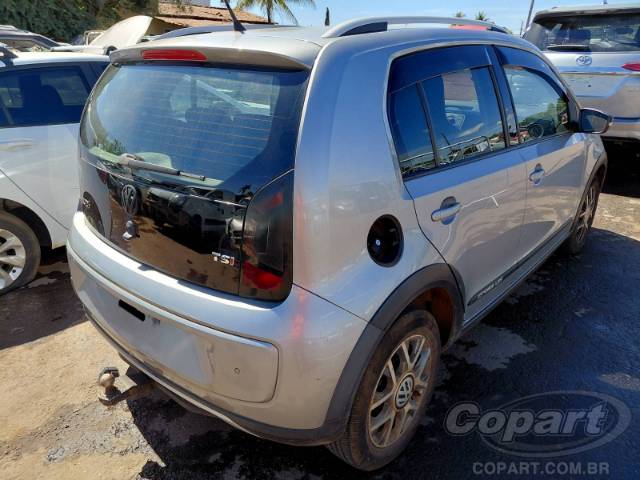 2017 VOLKSWAGEN UP 