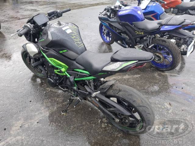2026 KAWASAKI Z900 