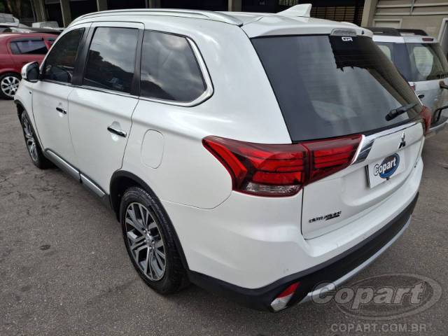 2018 MITSUBISHI OUTLANDER 
