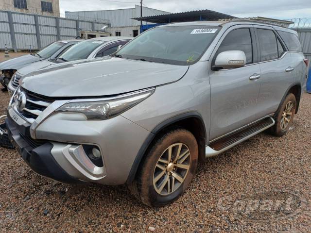 2017 TOYOTA HILUX SW4 