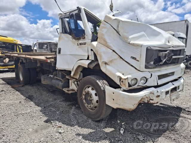 2010 MERCEDES BENZ L-1318 