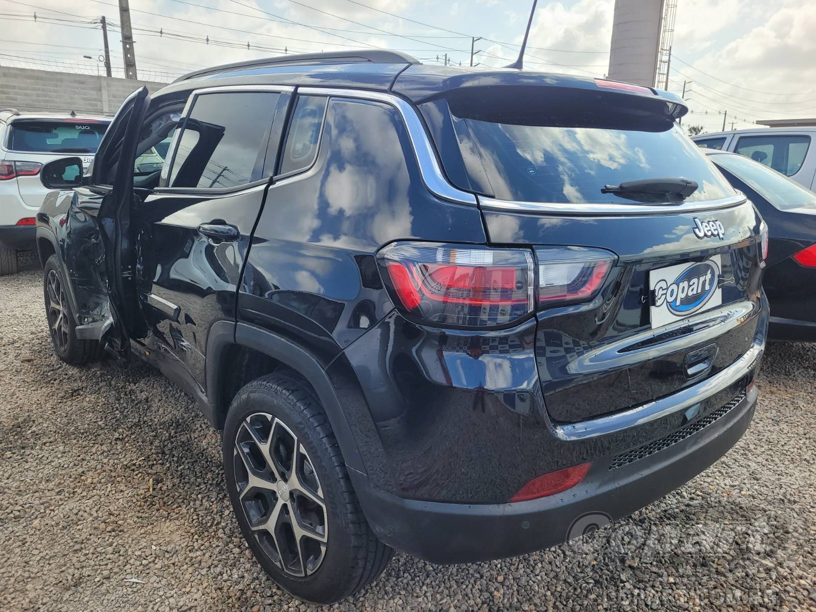 2026 JEEP COMPASS — foto 3 de 13