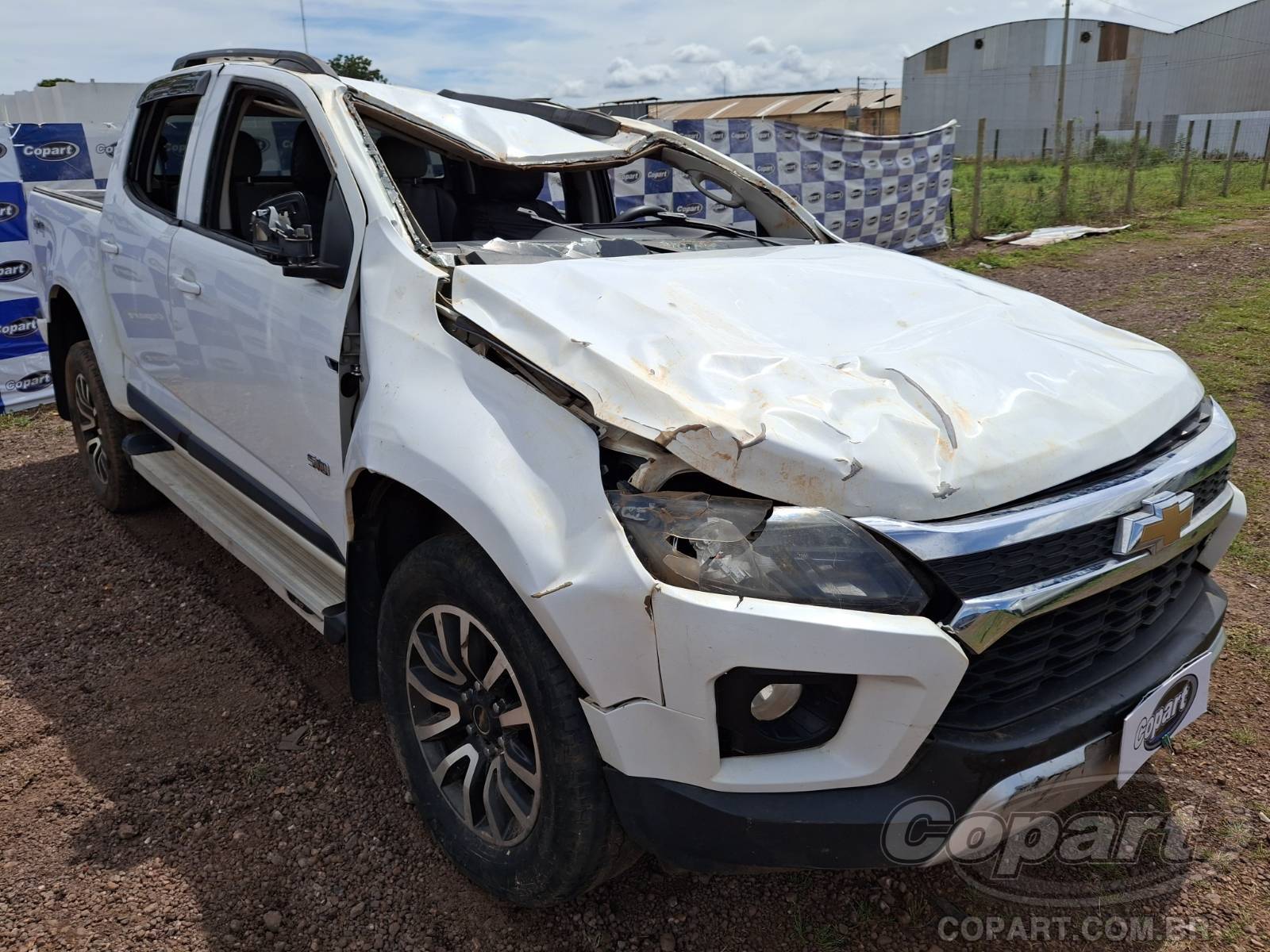 Veículo GM - Chevrolet S10 Chevrolet S10 Cabine Dupla LS 2.8 CTDI 2022 Médio Dano 2022 em leilão