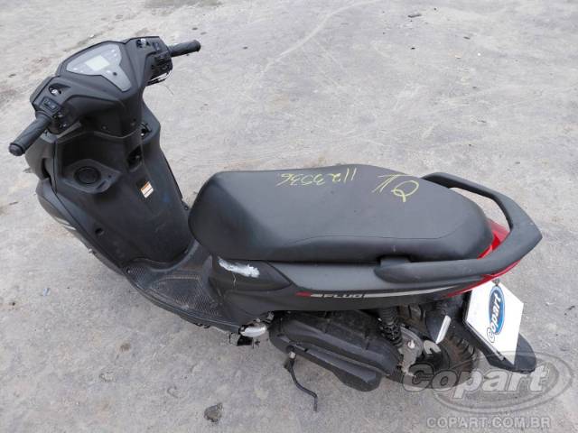 2025 YAMAHA FLUO 