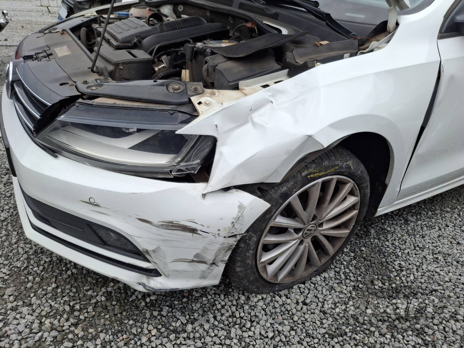Foto 12 de 14: 2017 VOLKSWAGEN JETTA