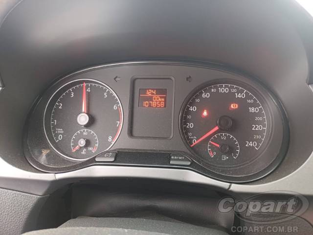 2016 VOLKSWAGEN FOX 