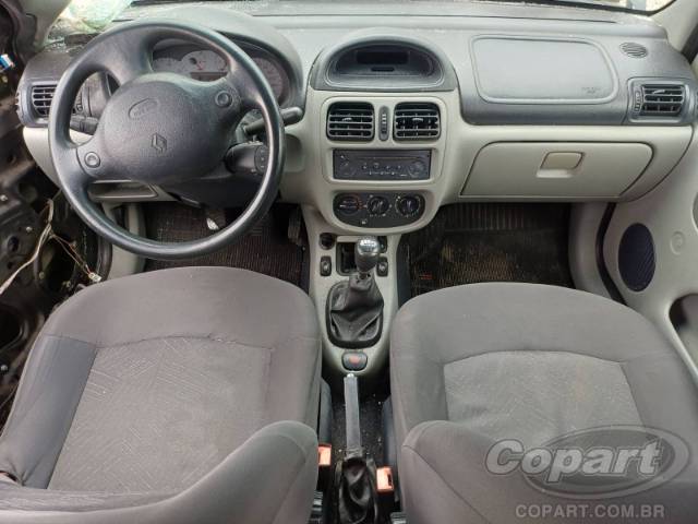 2004 RENAULT CLIO SEDAN 