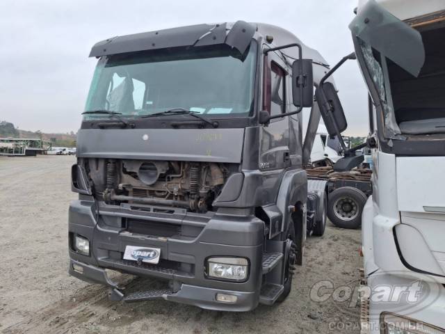 2011 MERCEDES BENZ AXOR 