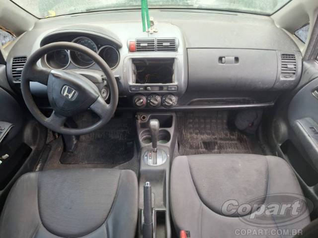2005 HONDA FIT 